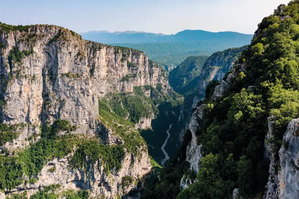 Tiefste Schlucht Griechenlands im Pindos-Gebirge